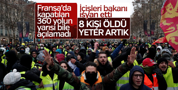 Fransa'da Sarı Yelekliler 360 yolu kapattı