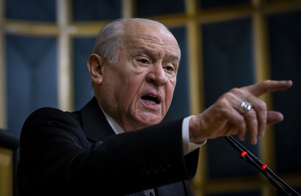 Bahçeli'den Binali Yıldırım'a vekalet önerisi