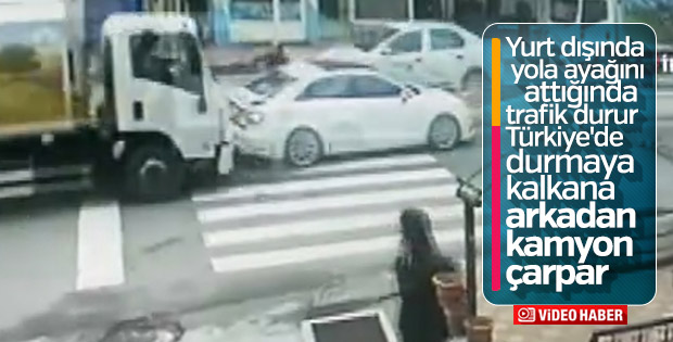 Yayaya yol vermek için duran araca, kamyon çarptı