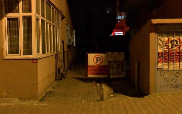 Bahçelievler’de kokular gelen evde ceset bulundu
