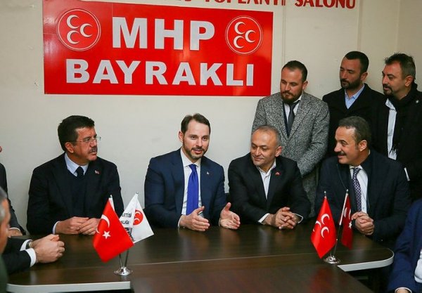 Albayrak: Seçimler hem İzmir hem de Türkiye için önemli