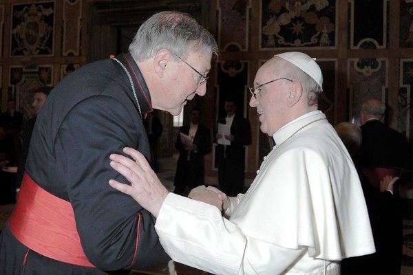 Vatikan Kardinal'in yetkilerini elinden aldı