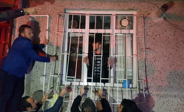 GÃ¼ngÃ¶ren'de elektrik panosu patladÄ±: 22 kiÅi dumandan zehirlendi ile ilgili gÃ¶rsel sonucu