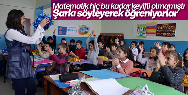 Hakkari'de öğrenciler matematiği şarkılarla öğreniyor