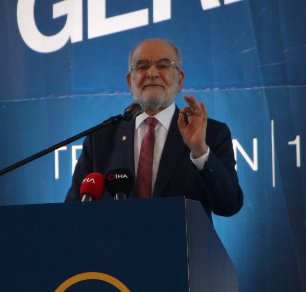 Karamollaoğlu partililere kızdı