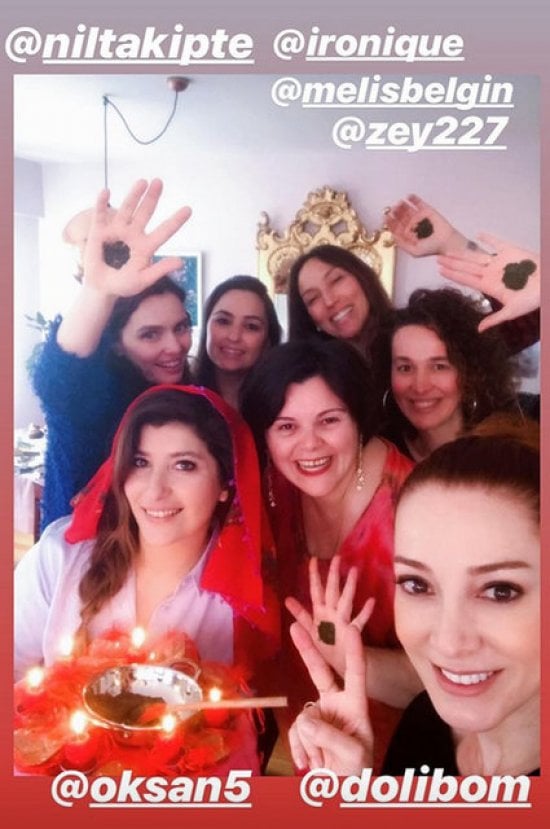 Şebnem Bozoklu'ya nikahtan sonra kına yakıldı