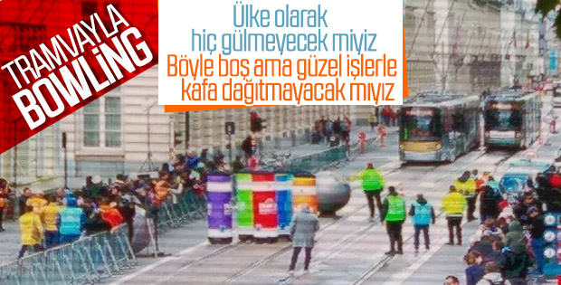 Brüksel'de tramvay ile bowling
