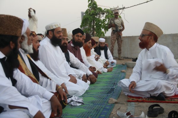 Pakistanlı Müslümanlar Ramazan'a yarın başlayacak