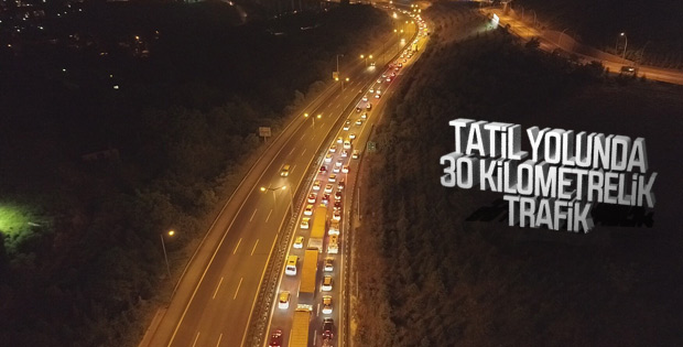 TEM otoyolunda trafik durma noktasına geldi