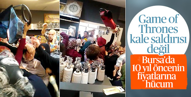 Bursa'da indirim yapan mağazaya akın ettiler