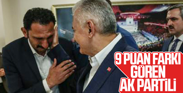 AK Parti İl Başkanlığı'nda gözyaşları