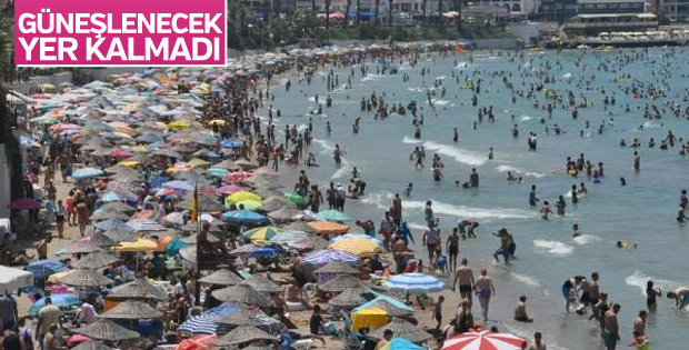 Kuşadası'na yerli ve yabancı turist akını