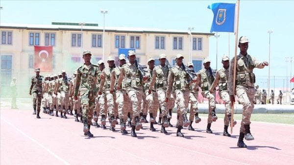 Somali’deki Türk askeri eğitim üssü 152 mezun verdi