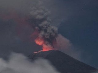 Endonezya’da yanardağ alarmı 