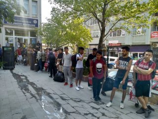 Edirne'de 67 kaçak göçmen yakalandı 