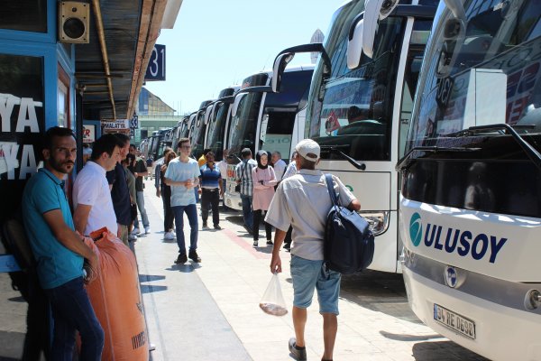 Bayramda Ek Otobus Seferleri Biletleri Bitti