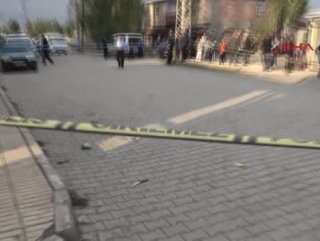 Ağrı'da ailelerin silahlı kavgası: 1 ölü, 8 yaralı