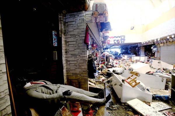 Eminönü esnafı zararın karşılanmasını bekliyor 