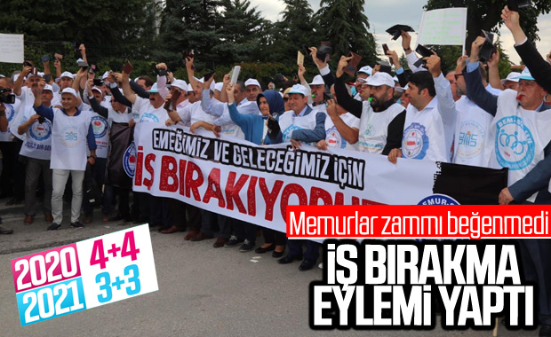 Memurlar zam eylemi yaptı