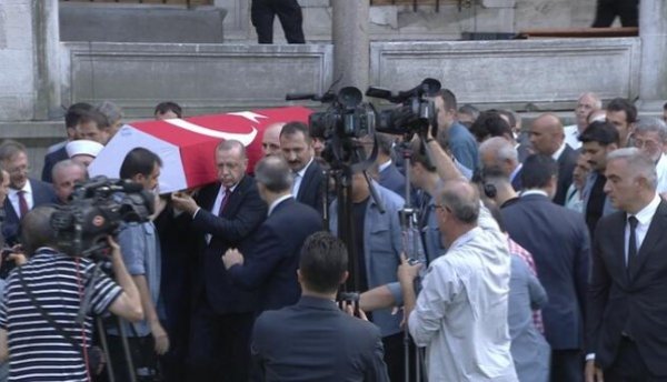 Haluk Dursun son yolculuğuna uğurlandı 