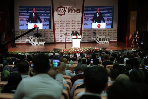 Cumhurbaşkanı Erdoğan: İmam hatipler altın çağında