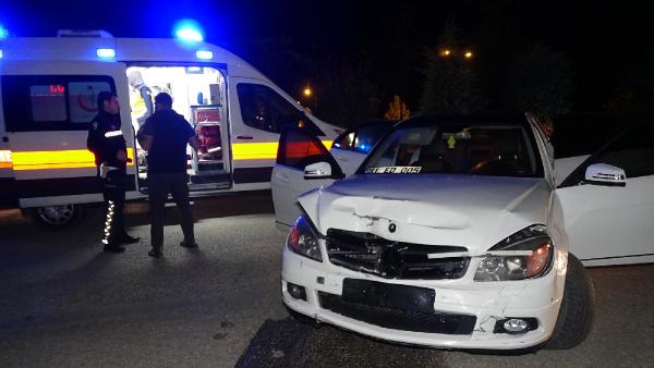 Düzce'de alkollü sürücü polisten kaçarken kaza yaptı