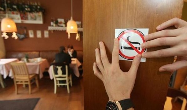 Elektronik sigaraya yasak geliyor