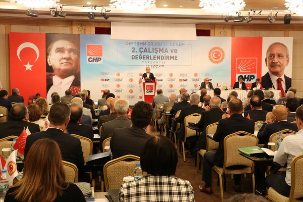 CHP'de milletvekili-belediye başkanları sorunu