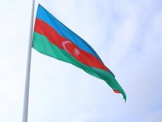 Azerbaycan Başbakanı Memmedov istifa etti