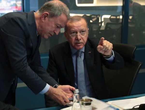 Erdoğan, harekat merkezinde