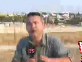 CNN TÜRK muhabirinin bombalama anındaki heyecanı