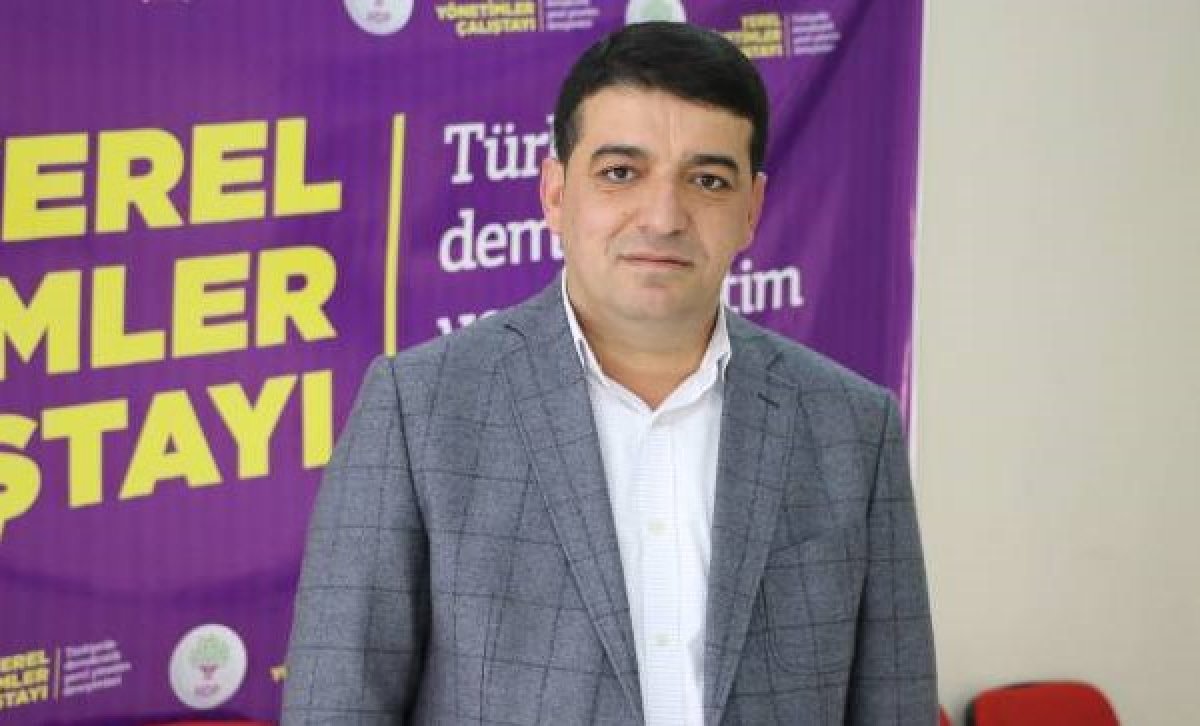 HDP'li eski belediye başkanlarına gözaltı