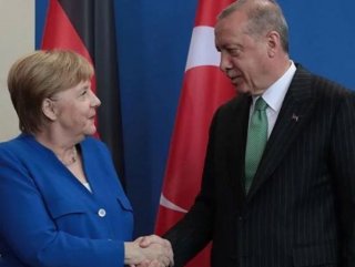 Erdoğan Merkel'le görüştü 