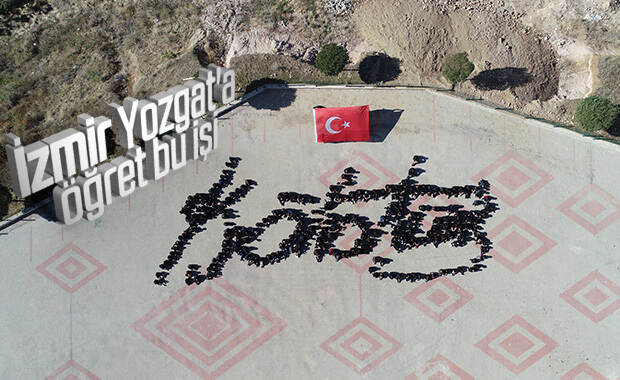 Yozgatlı öğrencilerden Atatürk imzası koreografisi