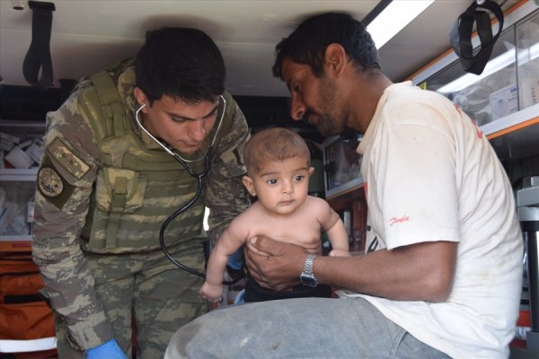 Tel Abyad ve Resulayn’da halkın yaraları sarılıyor