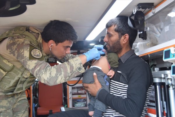 Tel Abyad ve Resulayn’da halkın yaraları sarılıyor