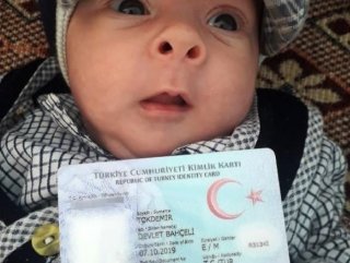 Bebeklerinin adını Devlet Bahçeli koydular