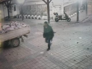 Kütahya'da bir kişi eski eşini ve fırıncıyı vurdu #1