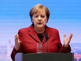 Merkel: Avrupa kendini savunabilecek güçte değil