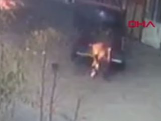 Uşaklı işçi sobayı tutuşturmak isterken kendini yaktı #1