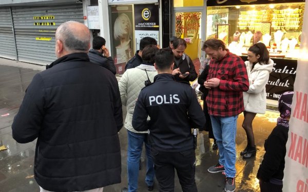 1 Milyonluk Vurgun Yapan Sahte Kuyumcu Araniyor
