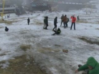 Uludağ'da vatandaşın kar hasreti 