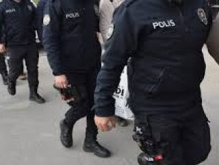 İstanbul merkezli FETÖ operasyonu: 34 gözaltı