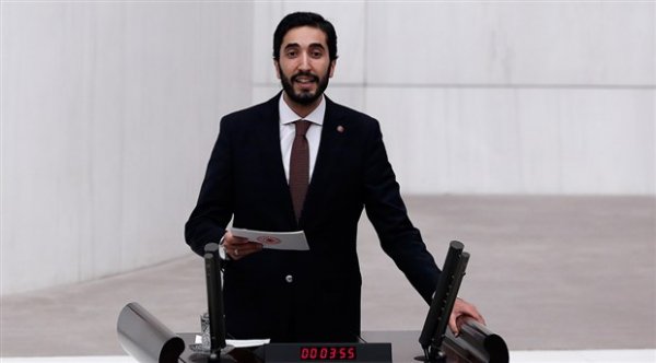 Saadet Partisi'nde tezkere firesi