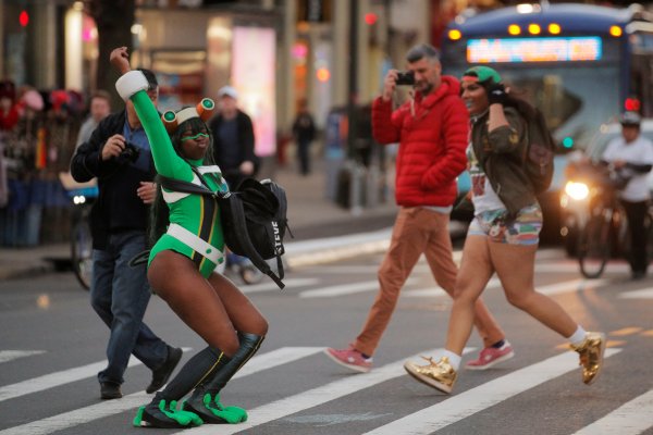 New York'ta 'Pantolonsuz Metro Yolculuğu' etkinliği  