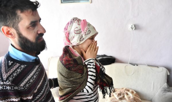 Suriyeli Mahmud kurtardığı depremzede ile buluştu