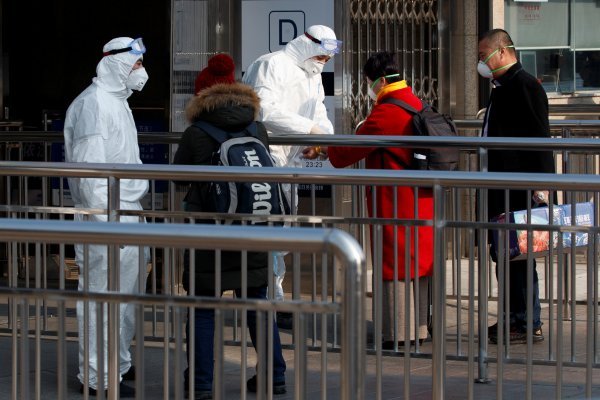 Dışişleri Bakanlığı: Zorunlu olmadıkça Çin'e gitmeyin