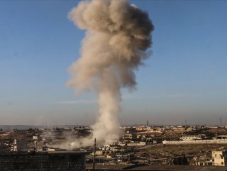 Rusya İdlib'i vurdu: 10 sivil öldü
