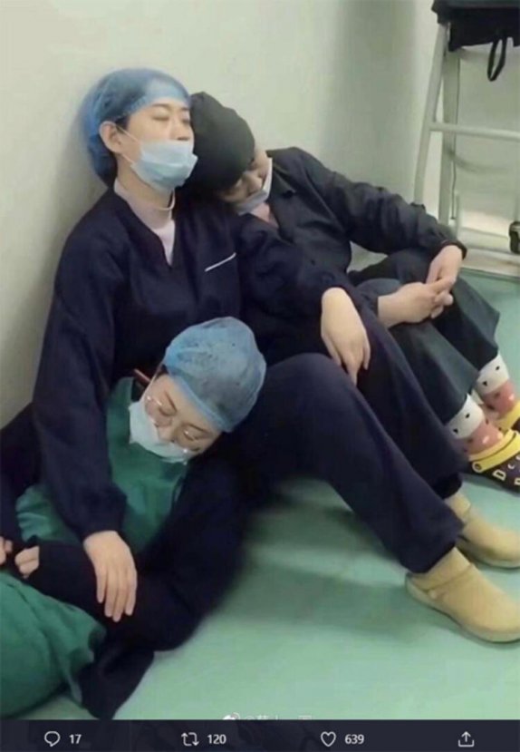 Çinli doktorların mücadelesi devam ediyor