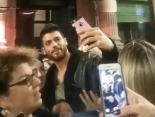 Can Yaman, yine İtalya'da #1